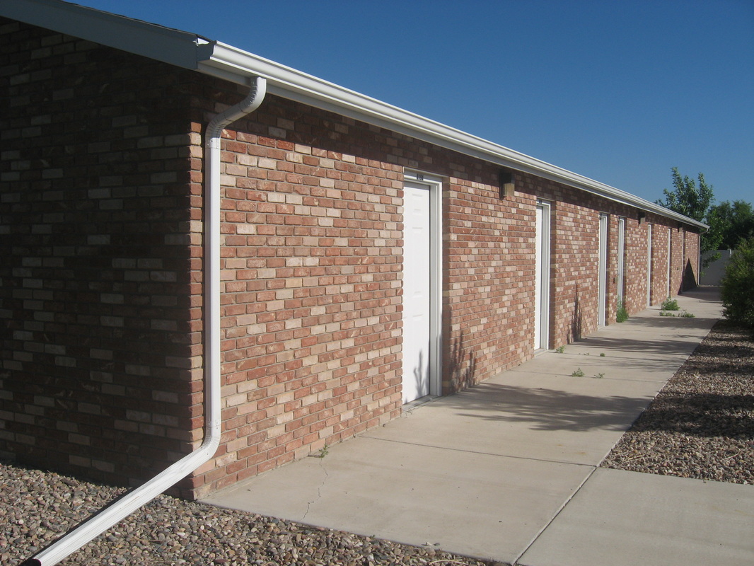 Valacia North apartment exterior